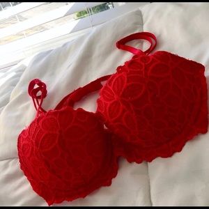 Push up bra . Victoria secret . ❤️